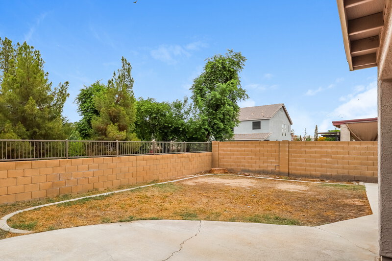1,940/Mo, 9742 W Riverside Ave Tolleson, AZ 85353 Exterior View