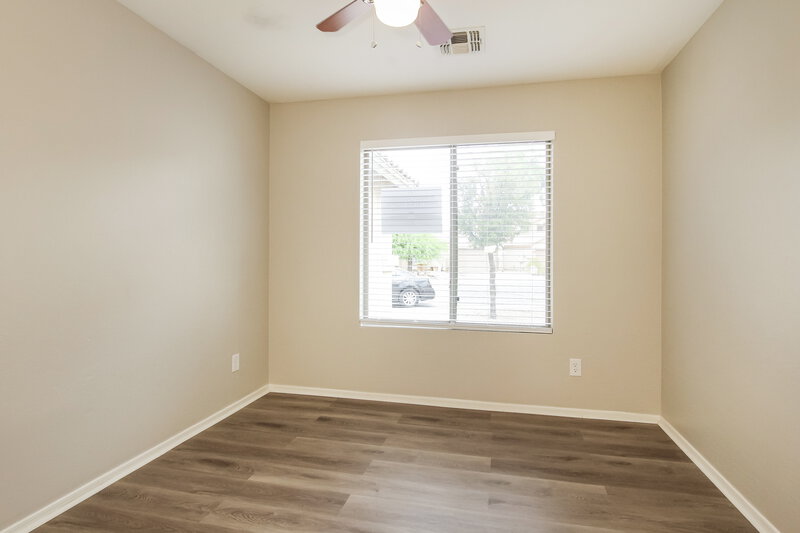 1,910/Mo, 9819 W Riverside Ave Tolleson, AZ 85353 Bedroom View 3