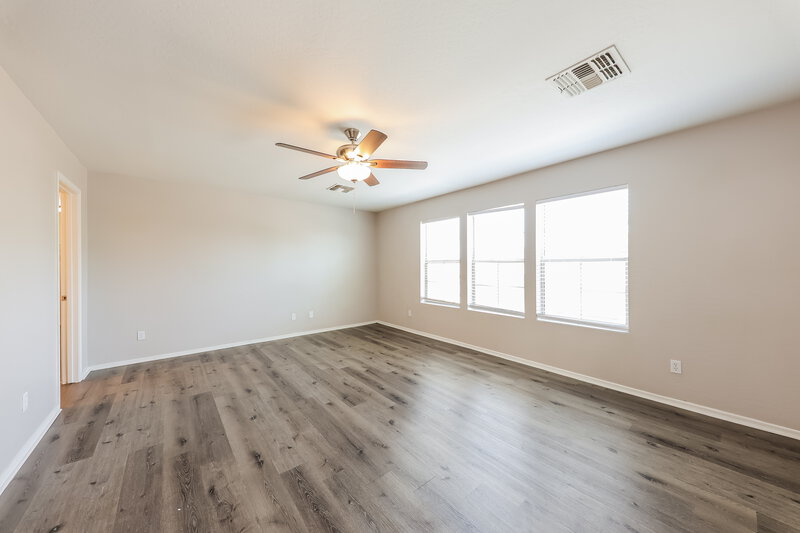 2,130/Mo, 3123 W Alta Vista Rd Phoenix, AZ 85041 Main Bedroom View 2