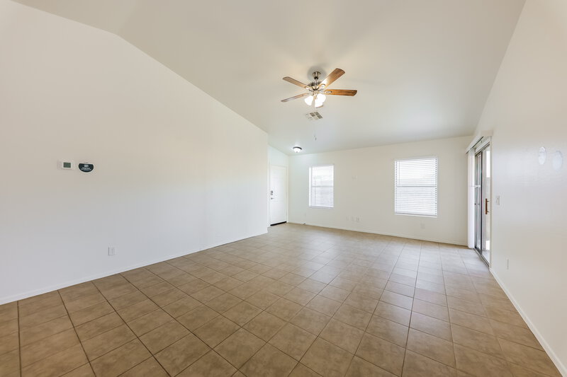 2,170/Mo, 23448 N El Frio Ct Sun City, AZ 85373 Living Room View 3