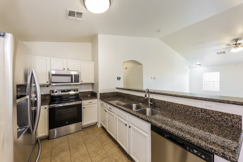 2,170/Mo, 23448 N El Frio Ct Sun City, AZ 85373 Kitchen View 2