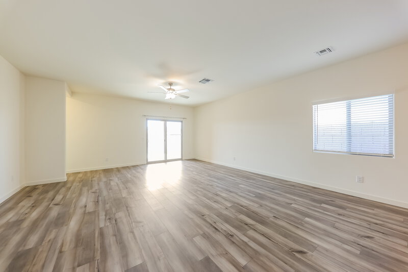 1,790/Mo, 24619 W St Catherine Ave Buckeye, AZ 85326 Living Room View 2
