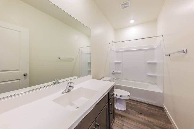 1,790/Mo, 24619 W St Catherine Ave Buckeye, AZ 85326 Bathroom View
