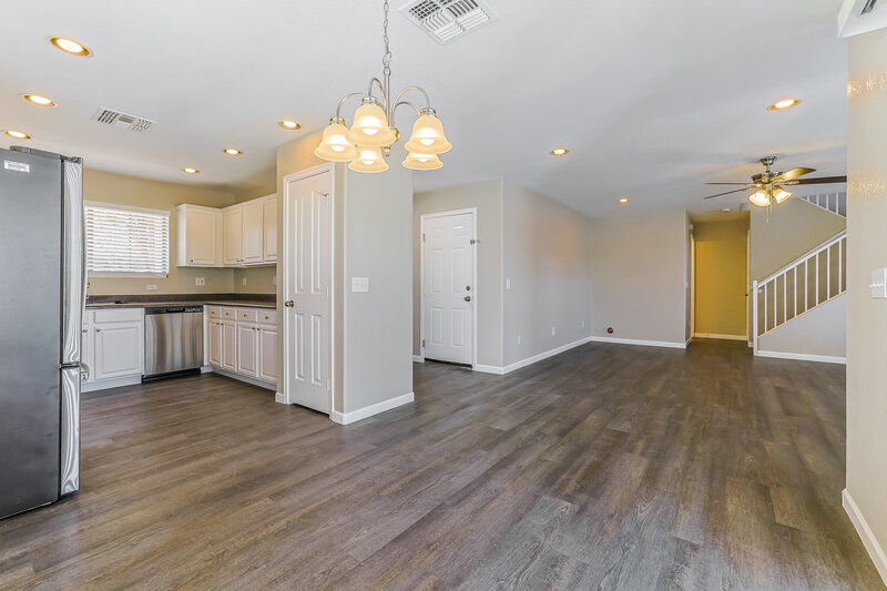 2,560/Mo, 1308 E Clifton Ave Gilbert, AZ 85295 Dining Room View