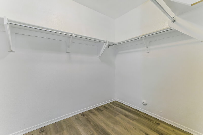 2,560/Mo, 1308 E Clifton Ave Gilbert, AZ 85295 Walk In Closet View