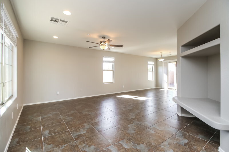 2,100/Mo, 2669 E Bart St Gilbert, AZ 85295 Living Room View 3