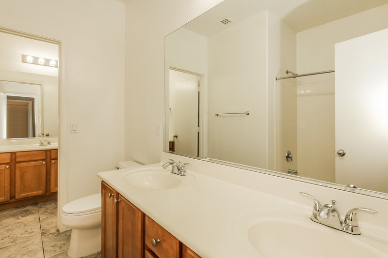 2,080/Mo, 1809 W Dugan Dr Queen Creek, AZ 85144 Bathroom View