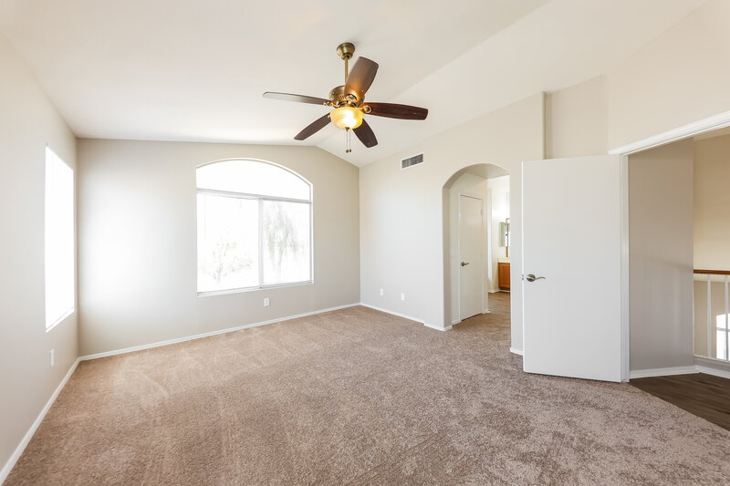 2,650/Mo, 22036 N 74th Ln Glendale, AZ 85310 Main Bedroom View