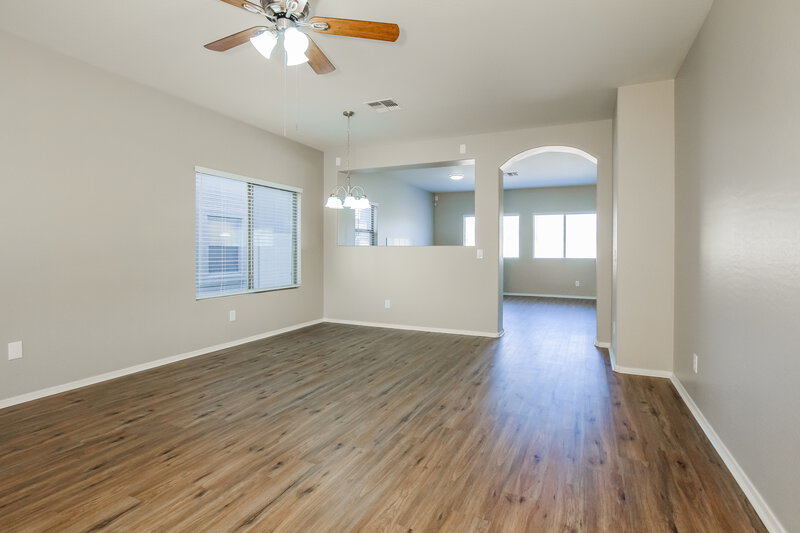 2,390/Mo, 9313 S 35th Dr Laveen, AZ 85339 Living Room View