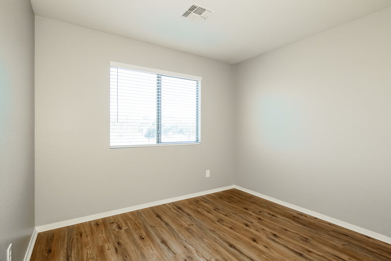 2,390/Mo, 9313 S 35th Dr Laveen, AZ 85339 Bedroom View 3