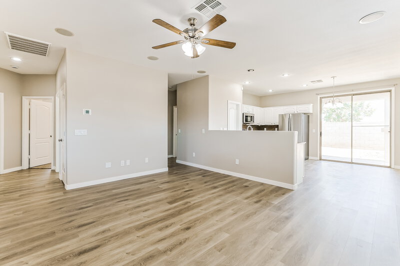 2,235/Mo, 22178 E Via del Palo Queen Creek, AZ 85142 Living Room View