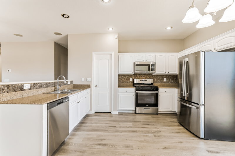 2,235/Mo, 22178 E Via del Palo Queen Creek, AZ 85142 Kitchen View