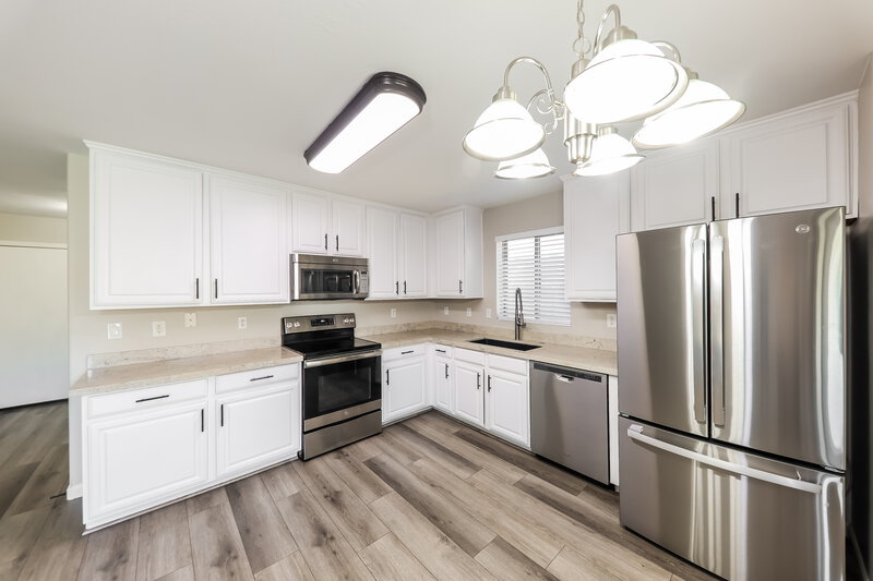 2,245/Mo, 11830 W Avenida del Sol Sun City, AZ 85373 Misc View 5