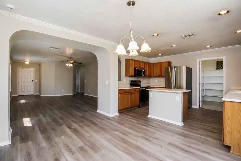 2,120/Mo, 8434 E Natal Cir Mesa, AZ 85209 Dining Room View 2