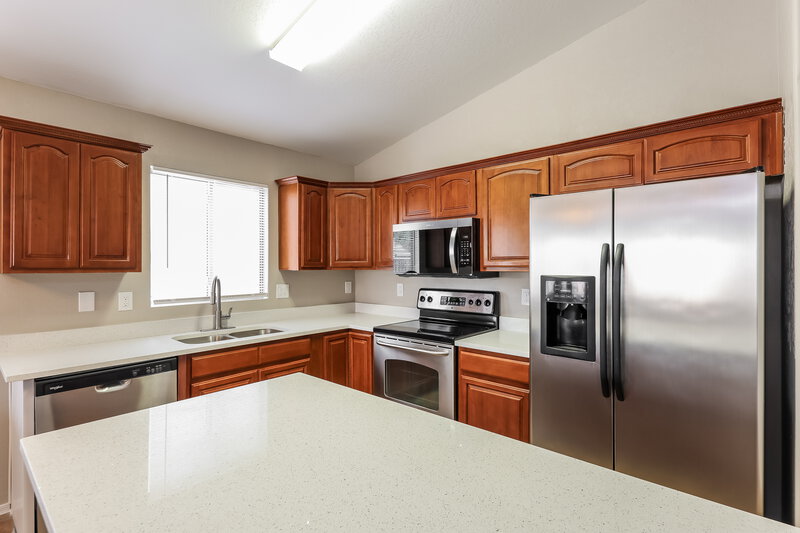 1,895/Mo, 10618 W Pima St Tolleson, AZ 85353 Kitchen View 2