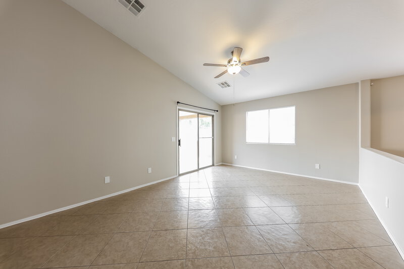 1,895/Mo, 10618 W Pima St Tolleson, AZ 85353 Family Room View