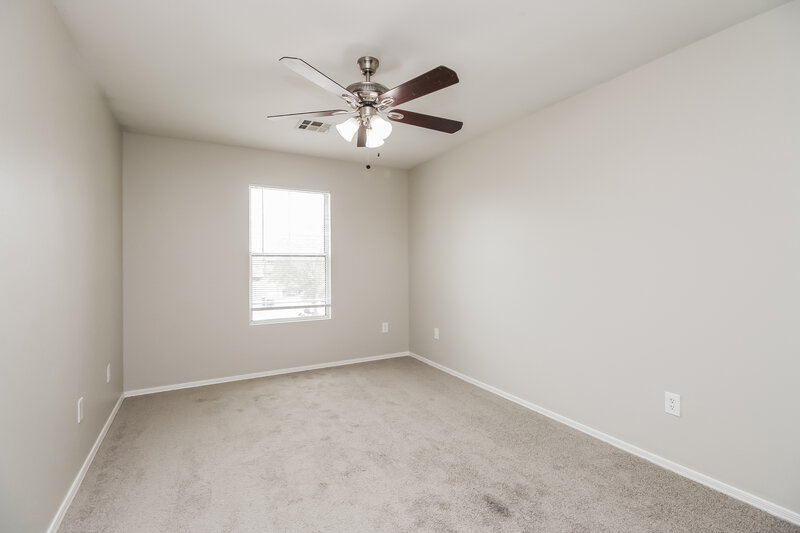 2,175/Mo, 3905 W Irwin Ave Phoenix, AZ 85041 Bedroom View 2