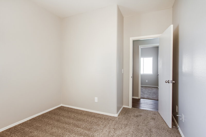 1,650/Mo, 15244 W Shaw Butte Dr Surprise, AZ 85379 Bedroom View 4