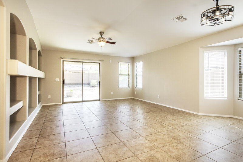 1,945/Mo, 5027 W Melody Ln Laveen, AZ 85339 Living Room View