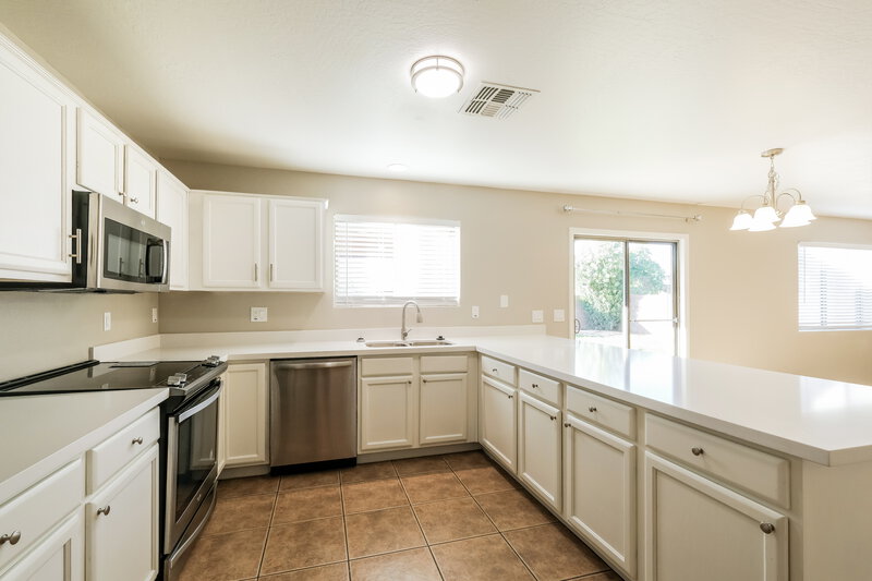 1,920/Mo, 7937 W Williams St Phoenix, AZ 85043 Misc View 5