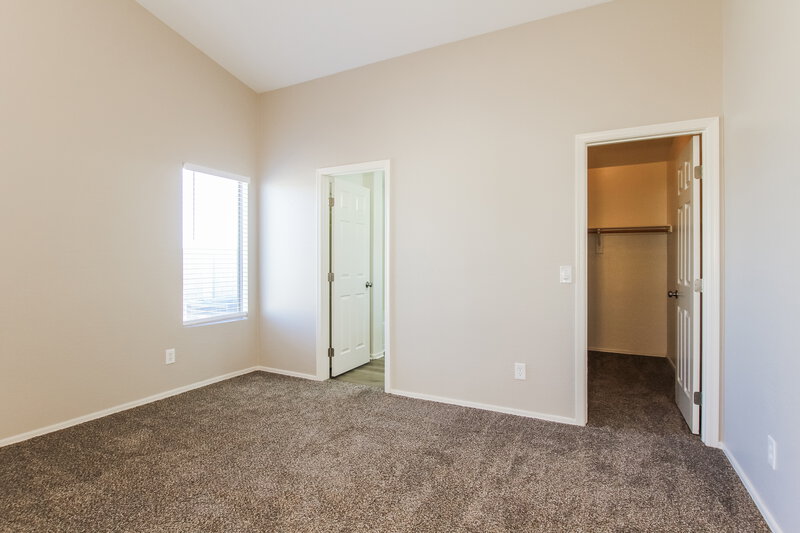 1,775/Mo, 12056 W Caribbean Ln El Mirage, AZ 85335 Main Bedroom View