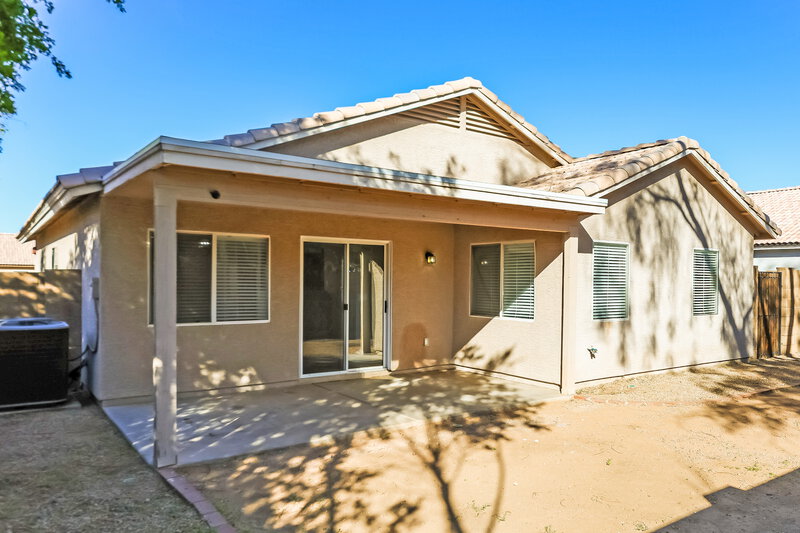 2,060/Mo, 427 N Payton Mesa, AZ 85207 Rear View