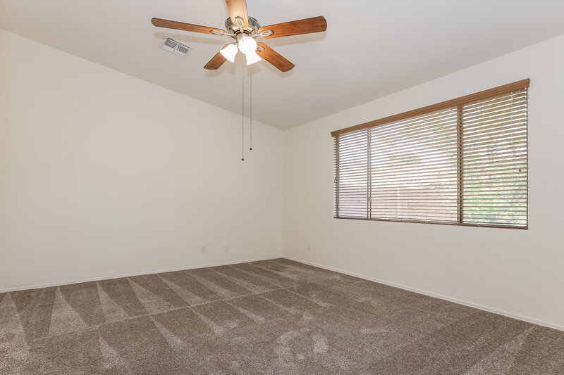 2,185/Mo, 7406 W Superior Ave Phoenix, AZ 85043 Main Bedroom View