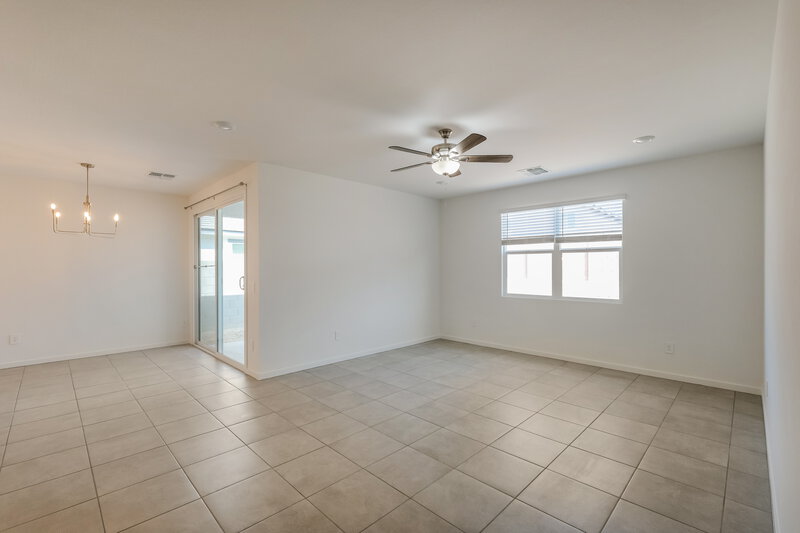 2,250/Mo, 24426 W Grenadine Rd Buckeye, AZ 85326 Living Room View 2