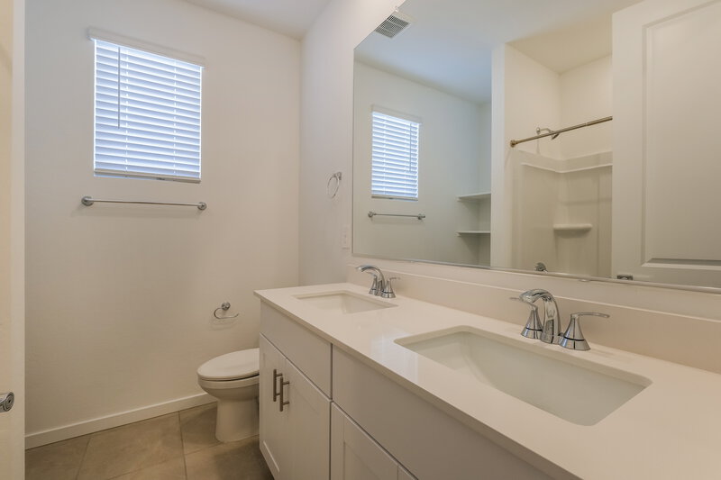 2,250/Mo, 24426 W Grenadine Rd Buckeye, AZ 85326 Bathroom View