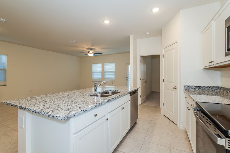 1,945/Mo, 3974 E Terrace Ct San Tan Valley, AZ 85143 Kitchen View 2