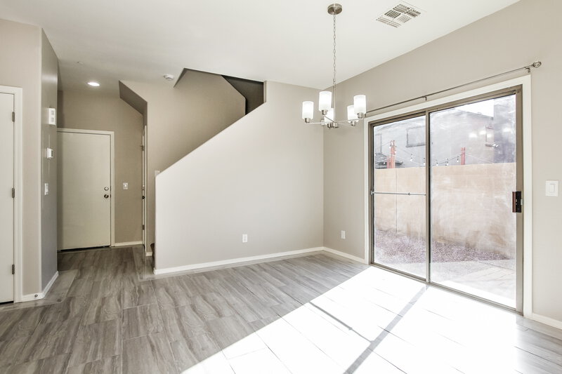 1,875/Mo, 943 E Agua Fria Ln Avondale, AZ 85323 Dining Room View