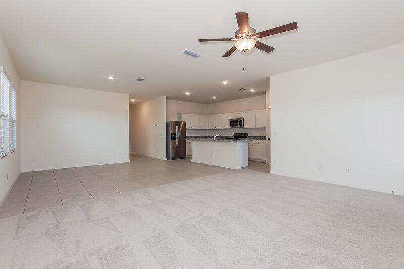 1,905/Mo, 32485 N Newby Dr San Tan Valley, AZ 85143 Living Room View 2