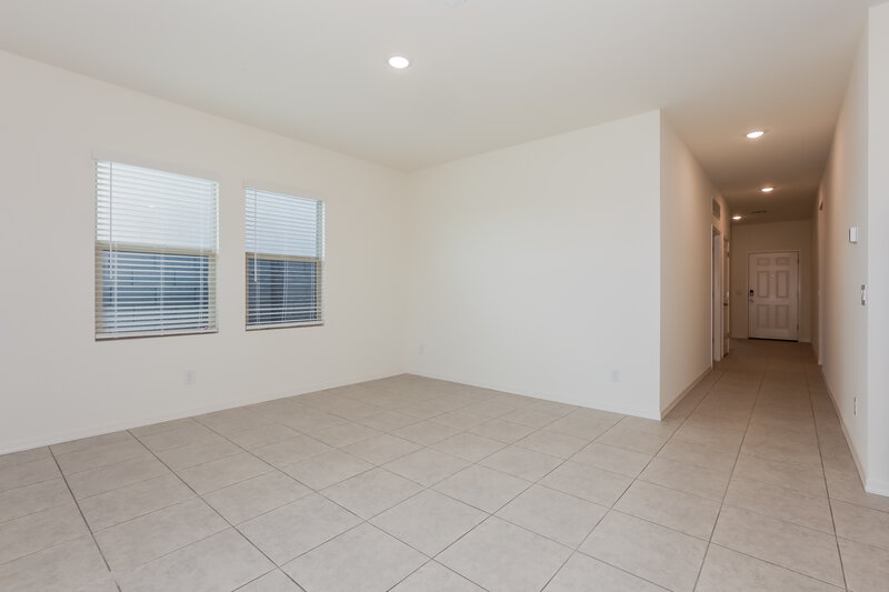 1,905/Mo, 32485 N Newby Dr San Tan Valley, AZ 85143 Dining Room View 2