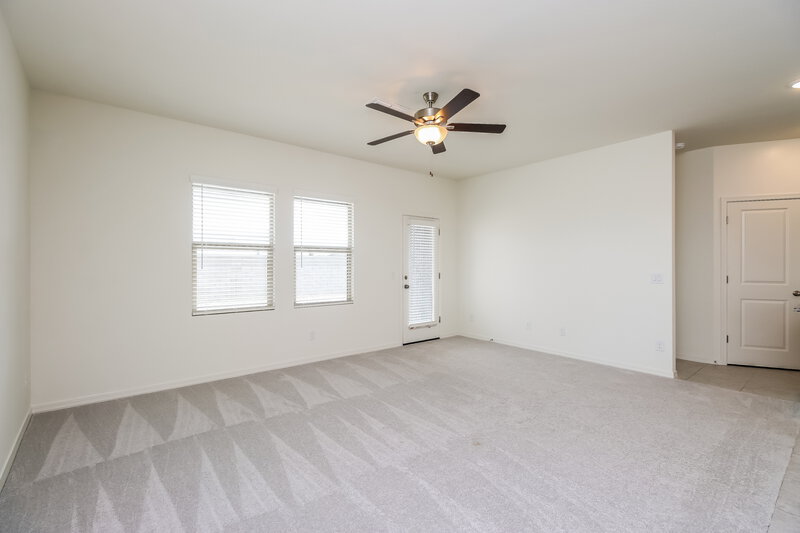 2,135/Mo, 32545 N Newby Dr San Tan Valley, AZ 85143 Living Room View
