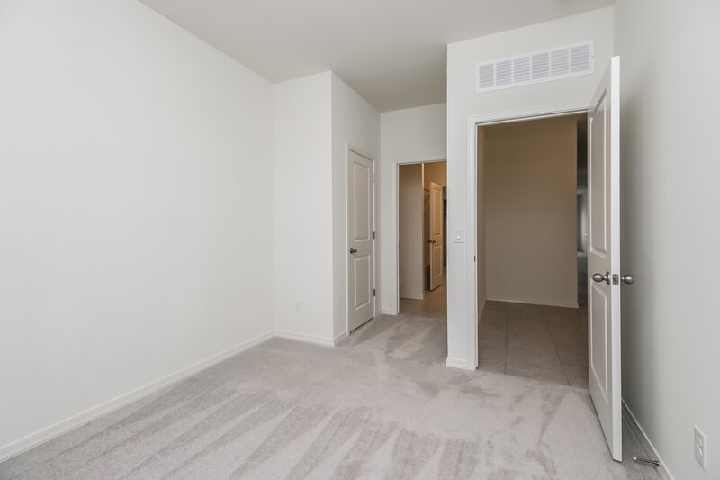 2,135/Mo, 32545 N Newby Dr San Tan Valley, AZ 85143 Bedroom View 2