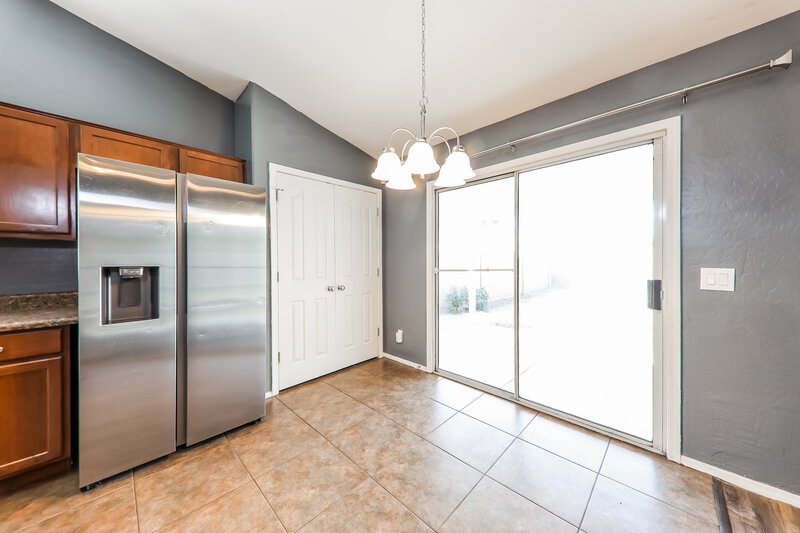 1,920/Mo, 5404 S 28th Ave Phoenix, AZ 85041 Dining Room View