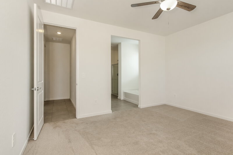 2,300/Mo, 24404 W Grove St Buckeye, AZ 85326 Main Bedroom View 3