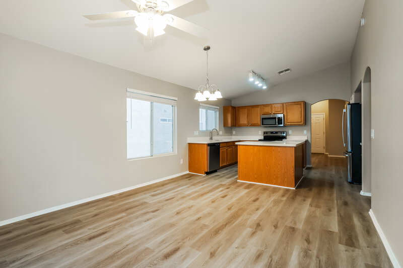 1,665/Mo, 31724 N Cheyenne Dr San Tan Valley, AZ 85143 Living Room View