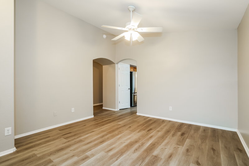 1,665/Mo, 31724 N Cheyenne Dr San Tan Valley, AZ 85143 Family Room View