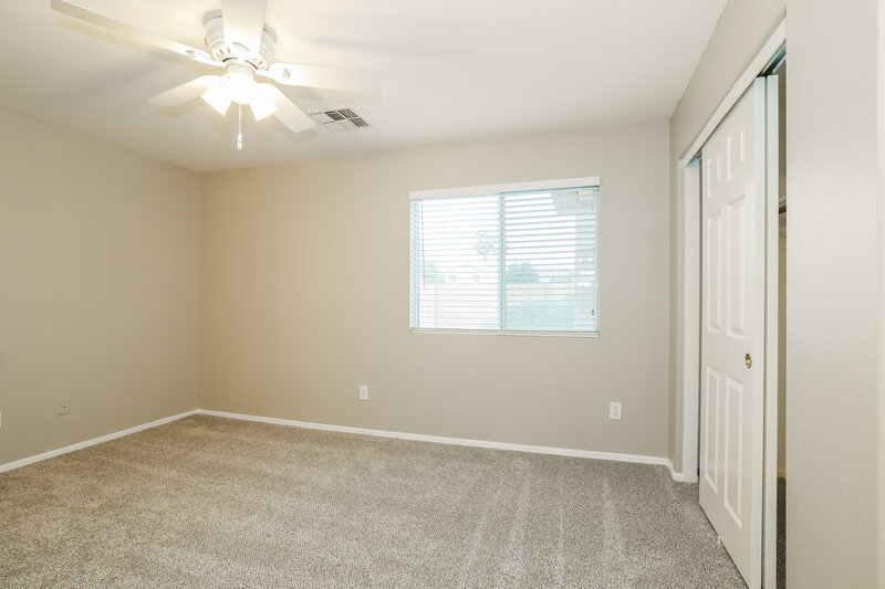 1,665/Mo, 31724 N Cheyenne Dr San Tan Valley, AZ 85143 Main Bedroom View