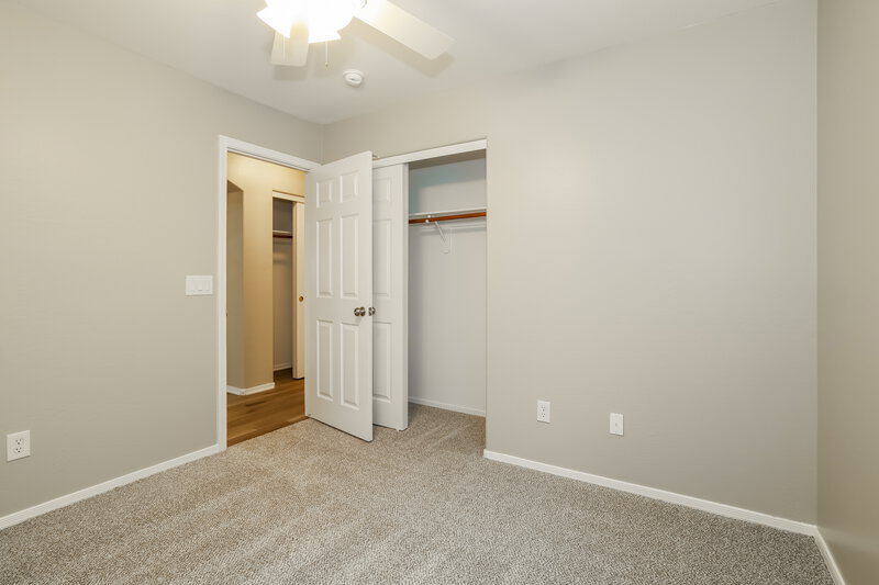 1,665/Mo, 31724 N Cheyenne Dr San Tan Valley, AZ 85143 Bedroom View