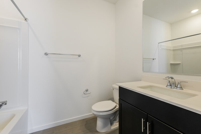 2,350/Mo, 24453 W Grove St Buckeye, AZ 85326 Bathroom View