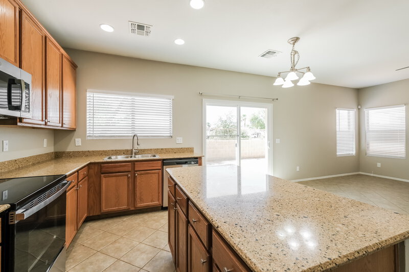 1,960/Mo, 8183 W Carol Ave Peoria, AZ 85345 Kitchen View 2