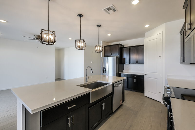 2,155/Mo, 5324 S 245th Ave Buckeye, AZ 85326 Kitchen View