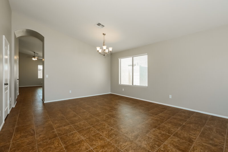 1,915/Mo, 515 W Love Rd San Tan Valley, AZ 85143 Living Room View