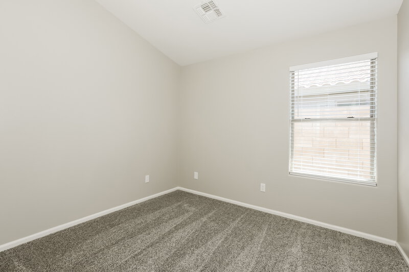 1,915/Mo, 515 W Love Rd San Tan Valley, AZ 85143 Bedroom View 2