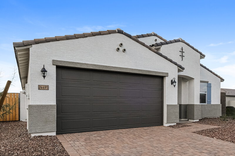 2,285/Mo, 24495 W Chambers St Buckeye, AZ 85326 Front View