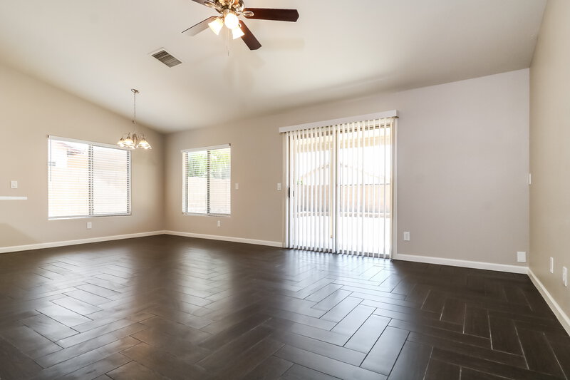 1,840/Mo, 13197 W Ocotillo Ln Surprise, AZ 85374 Living Room View