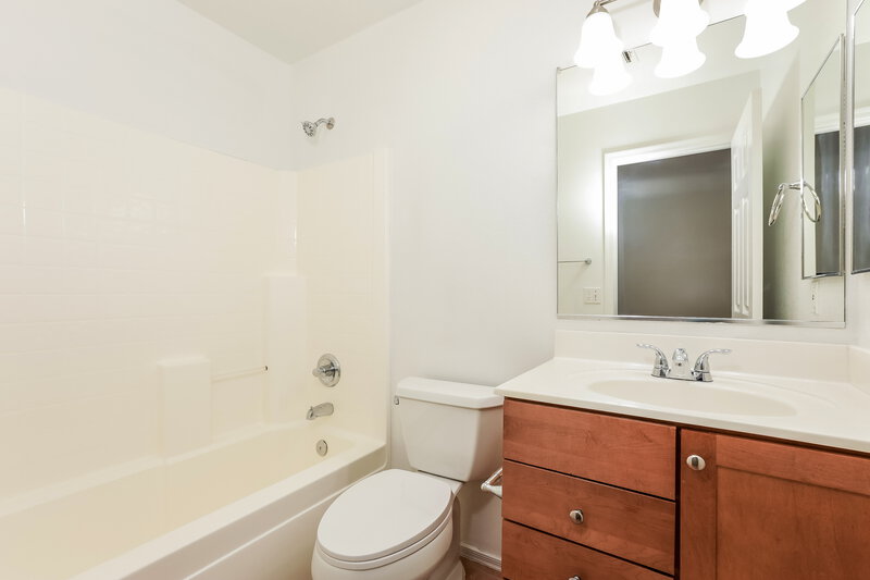 2,180/Mo, 11225 E Quicksilver Ave Mesa, AZ 85212 Bathroom View