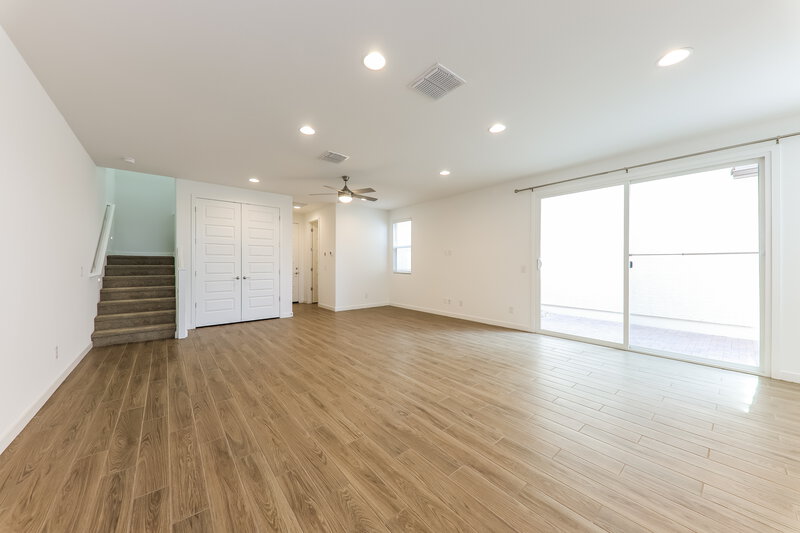 2,235/Mo, 24627 N 164th Dr Surprise, AZ 85387 Living Room View 2
